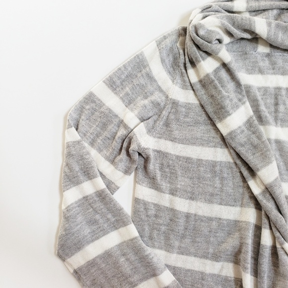 Splendid Gray White Striped Open Knitted Cardigan - Picture 4 of 6